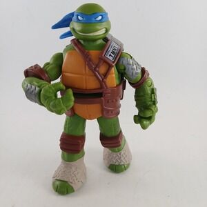 Teenage Mutant Ninja Turtles Leonardo PIZZA FLINGERS Figure 2012 TMNT Leo